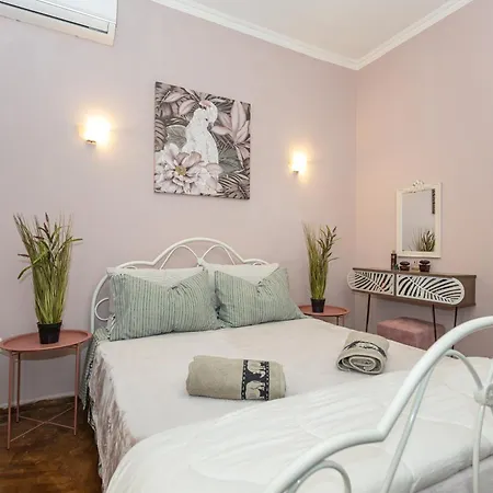 Apartament Urban Chic Luxury Boutique Anemomylos