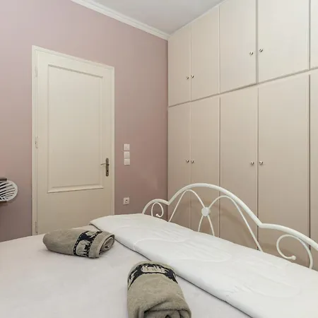 Urban Chic Luxury Boutique Appartement Anemomylos